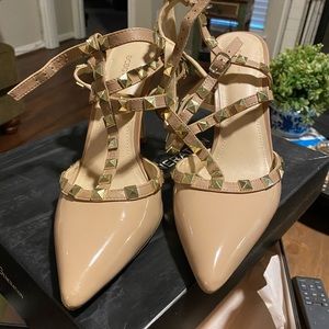 Studded Nude Pumps